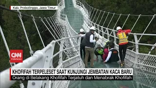 Khofifah Terpeleset Saat Kunjungi Jembatan Kaca Baru