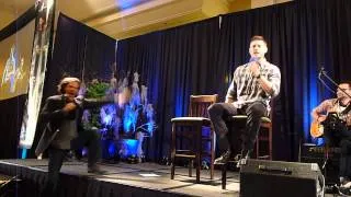 jensen Ackles singing a little Eye of the Tiger NJcon 2014