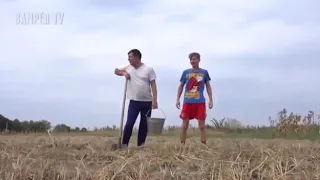 Хохлы копают картошку)))  ржу)))