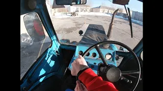 Первый раз за трактором / МТЗ 82 / категория С экскаватор-погрузчик