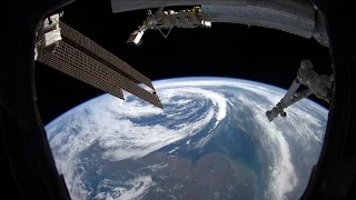 Stunning Timelapse of the Earth From Space