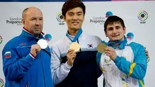 Highlights 10m Air Pistol Men - ISSF World Cup in all events 2012, London (GBR)