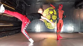 Дэдпул танцует Вог с Максом VooDoo под Мортал Комбат (Deadpool dancing vogue )