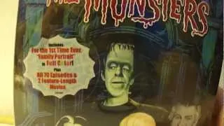 Unboxing My New "The Munsters" Complete Series DVD Boxset (CAWWE12W)