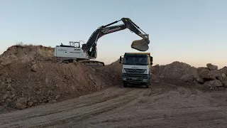 Hidromek 390LC H4  Mercedes Çiftçeker Kamyona Hafriyat Yüklüyor || Hidromek HMK H4 Excavator