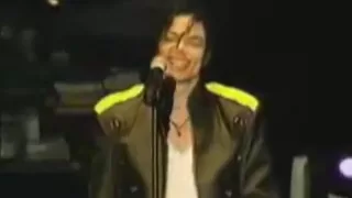 Michael Jackson - Way Cute Onstage Moments