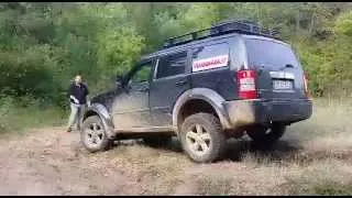 DODGE NITRO offroad in Spagna. Pirenei 4x4