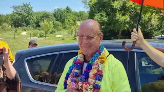 Indradyumna Swami/Hungary/arrival to Krishna Valley/Meeting disciples after many years