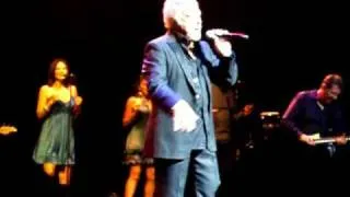 Tom Jones "She's A Lady" Club Nokia, LA, 3.6.09