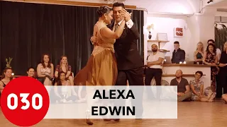 Alexa Yepes and Edwin Espinosa – Mi Vieja Linda