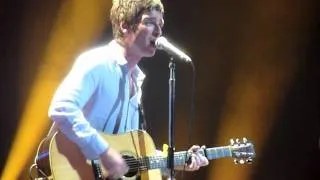 Noel Gallagher's High Flying Birds - The Death Of You And Me (Live - O2 Arena, London) 26/02/12