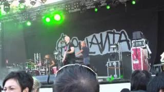 Apulanta - Paha ihminen (live @ Iccorock 11.8.2011)