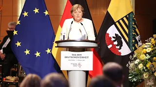 Rede von Angela Merkel: „Haltet Unterschiede aus“