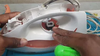 How to disassemble a electric iron | Oster Sunbeam iron 120v ~ 60Hz @ 1200w.