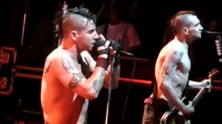 Red Hot Chili Peppers - Easily - Live Off The Map [HD]