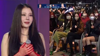 MOMOLAND members came to support JooE in finals
