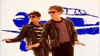 The Blue Aeroplanes - And Stones (Official Music Video)