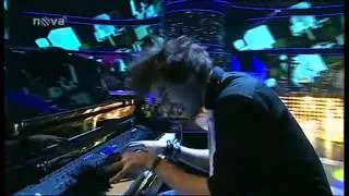 Martin Harich & Musitany Hope - Čakám čo sa stane (Superstar live, 28.4.2013)