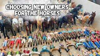 CHOOSING NEW OWNERS FOR THE HORSES 💖😱✨❄️ || Grayci Grayci