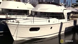 2019 Beneteau Swift Trawler 35 - Walkaround - 2018 Fort Lauderdale Boat Show