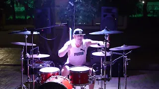 Нирвана - Smells Like Teen Spirit - уличный жонглирующий барабанщик Дмитрий Хмыз D.khmyz кавер шоу
