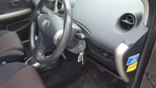 2005 Toyota Ist