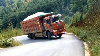 Chinese overloaded truck amazing driving skills