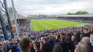 Stockport County win promotion back to the Football League - Final minutes pitch invasion