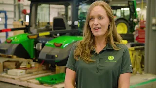 Тестування нових тракторів John Deere серії 7 та 8R.