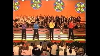 The Wiggles - Let’s Clap Hands for Santa Claus (Live at Carols in the Domain 1997)