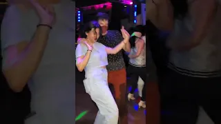 Bachata Social Dancing with Patty at Alberto's - Oh Na Na (LJ DJ)