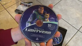 Disney/Pixar Lightyear 4K Ultra HD + Blu-Ray + Digital Code Unboxing