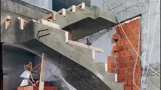 Проектирование и заливка лестницы из бетона. Трёхуровневый пентхаус 750 кв. м