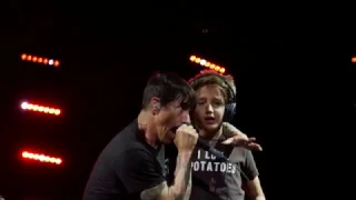 Red Hot Chili Peppers - Go Robot (with Everly on stage) [Multi-Cam] (SBD audio)