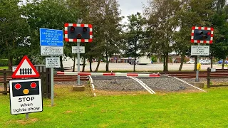 Mock-Up, Demonstration Level Crossing in Seven Lakes Country Park!