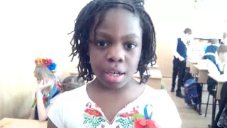 В Днепре учится 9-летняя девочка-полиглот из Африки
