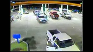 El Chaparral, Shell Station shooting