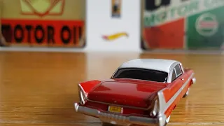 1:64 scale AutoWorld Christine short vid