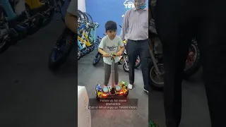 Smart Kid Gets Smart Balancing scooter : Hoverboard (Segway With Handle) TCH Store #shorts #customer