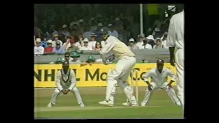 ENGLAND v WEST INDIES 5th TEST MATCH DAY 1 TRENT BRIDGE AUGUST 10 1995 MIKE ATHERTON NICK KNIGHT