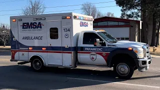 *IDIOT DRIVER DOESN’T STOP FOR AMBULANCE* EMSA Unit 134 Responding with Rumbler