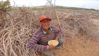 Hombre que vive solo en el Campo - Tío Saturnino