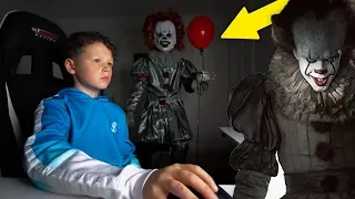 "IT" CREEPY CLOWN PRANK ON LITTLE BROTHER!