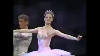 NUTCRACKER PAS DE DEUX (Balanchine)