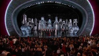 El fallo de los Premios Oscar con audio original y subtítulos en español - Resumen