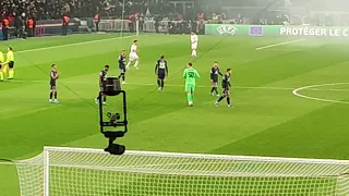 PSG REAL MADRID 1 0 8EME DE FINALE CHAMPIONS LEAGUE - ENTRÉE DES JOUEURS - HYMNE LIGUE DES CHAMPIONS