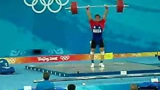 2008 Beijing Olympics Lifting Russia 230kg clean and jerk athlete kisses crowd