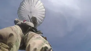 CH-47 CHINOOK AIRBORNE JUMP (2019) 🇺🇸