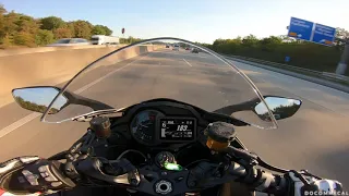 Kawasaki H2 SX SE Plus on German Autobahn