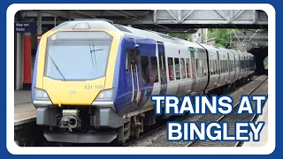 Trains at Bingley railway station (06/06/2023)